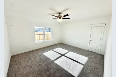 220 Oriole Street, Kyle, TX 78640 - Photo 8