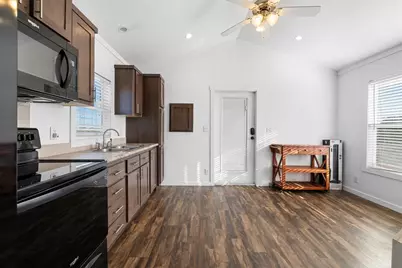 3270 Fm 671, Luling, TX 78648 - Photo 6