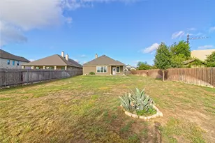 31443 Kingsway Rd, Georgetown, TX 78628 - Photo 24