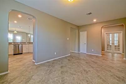 31443 Kingsway Road, Georgetown, TX 78628 - Photo 6