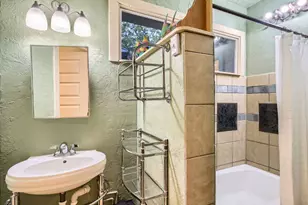 200 Woodlands Dr, Bastrop, TX 78602 - Photo 22