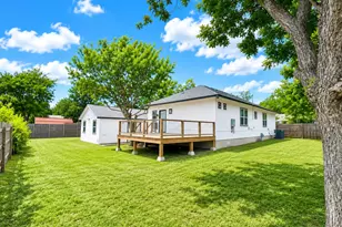 1401 W 7th, Taylor, TX 76574 - Photo 4