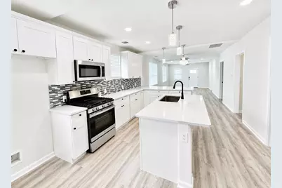 1401 W Seventh #1, Taylor, TX 76574 - Photo 6