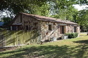 1601 S Pine St, Georgetown, TX 78626 - Photo 4