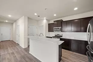 145 Goldfinch Dr, San Marcos, TX 78666 - Photo 4