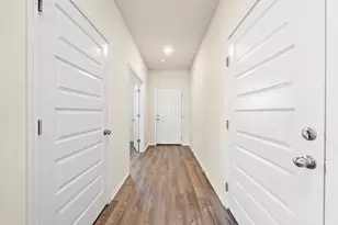 145 Goldfinch Dr, San Marcos, TX 78666 - Photo 2