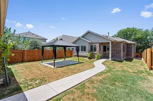256 Pelican Bay Cir, Kyle, TX 78640 - Photo 2