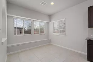 256 Pelican Bay Cir, Kyle, TX 78640 - Photo 8