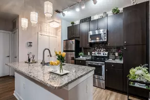 1900 Barton Springs Rd, Austin, TX 78704 - Photo 8