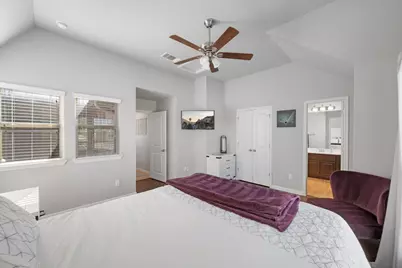 105 W Highfield Street, Hutto, TX 78634 - Photo 26