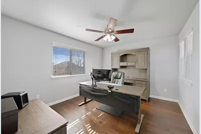 105 W Highfield Street, Hutto, TX 78634 - Photo 30