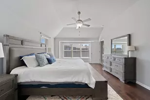 105 W Highfield St, Hutto, TX 78634 - Photo 16