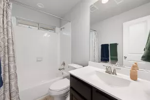 105 W Highfield St, Hutto, TX 78634 - Photo 22