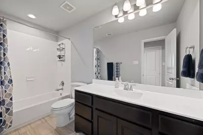 105 W Highfield Street, Hutto, TX 78634 - Photo 32