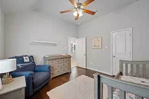 105 W Highfield St, Hutto, TX 78634 - Photo 16