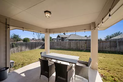 105 W Highfield Street, Hutto, TX 78634 - Photo 32