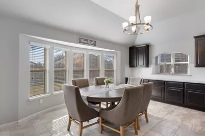 105 W Highfield Street, Hutto, TX 78634 - Photo 14