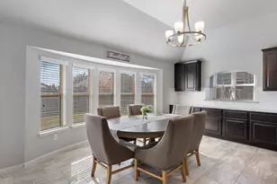 105 W Highfield St, Hutto, TX 78634 - Photo 14