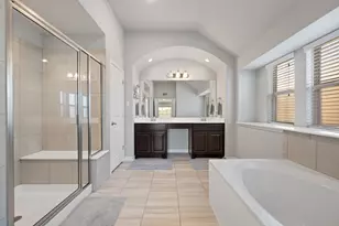105 W Highfield St, Hutto, TX 78634 - Photo 10