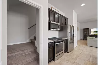 105 W Highfield Street, Hutto, TX 78634 - Photo 18