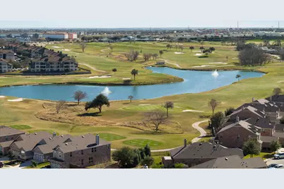 105 W Highfield Street, Hutto, TX 78634 - Photo 26
