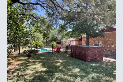 1506 E 2nd Street, Austin, TX 78702 - Photo 1