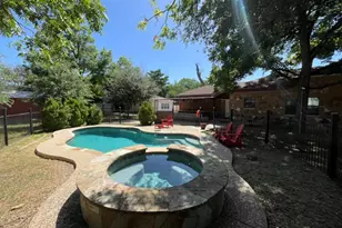 1506 E 2nd St, Austin, TX 78702 - Photo 10
