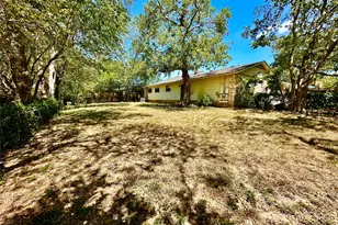 12310 Willow Wild Dr, Austin, TX 78758 - Photo 24