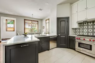 2913 Cherry Ln, Austin, TX 78703 - Photo 6