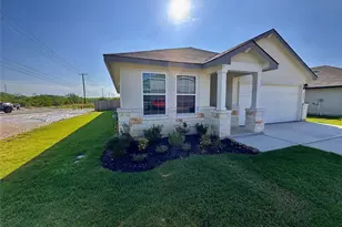 204 Steele Harbor St, Cibolo, TX 78108 - Photo 6