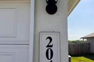 204 Steele Harbor St, Cibolo, TX 78108 - Photo 4