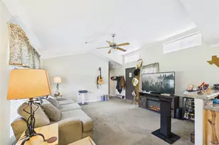 202 N Mustang Ave, Cedar Park, TX 78613 - Photo 10