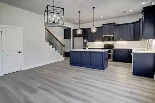 146 Waimanalo Ln, Bastrop, TX 78602 - Photo 10