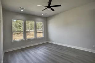 146 Waimanalo Ln, Bastrop, TX 78602 - Photo 16