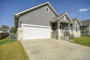 146 Waimanalo Ln, Bastrop, TX 78602 - Photo 38