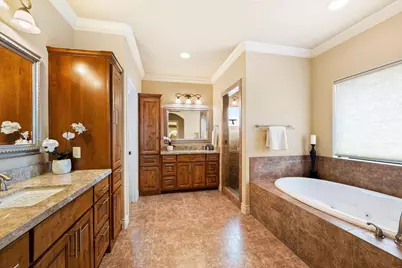 1231 Lake Shore Drive, Spicewood, TX 78669 - Photo 20