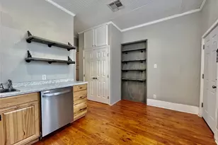 908 W Hopkins St, San Marcos, TX 78666 - Photo 20