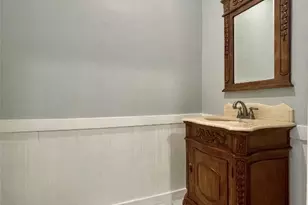 908 W Hopkins St, San Marcos, TX 78666 - Photo 6