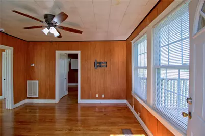 8402 Elroy Road, Del Valle, TX 78617 - Photo 4