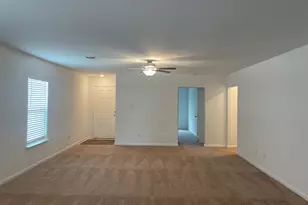 133 Fairfax Ln, Jarrell, TX 76537 - Photo 6