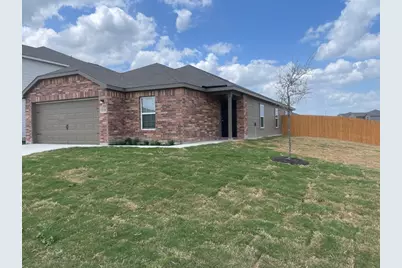 133 Fairfax Lane, Jarrell, TX 76537 - Photo 2