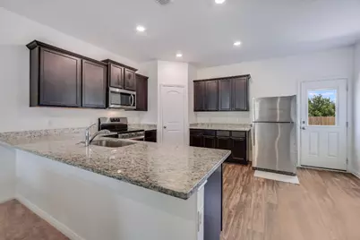 145 Riverdale Drive, Jarrell, TX 76537 - Photo 4