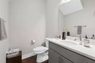 1100 Saucedo St, Austin, TX 78721 - Photo 10