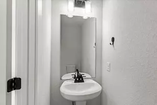 8806 Bestride Bend, Austin, TX 78744 - Photo 20