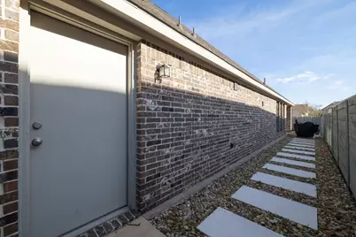 1136 Stetson Hat Trail, Georgetown, TX 78628 - Photo 30