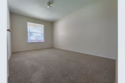 100 Steven Street, Hutto, TX 78634 - Photo 4