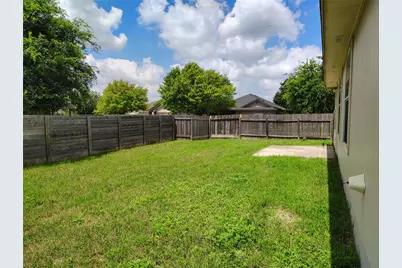 100 Steven Street, Hutto, TX 78634 - Photo 24