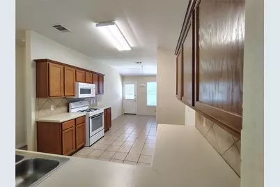 100 Steven Street, Hutto, TX 78634 - Photo 8