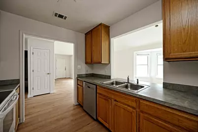 108 N Mockingbird Circle, Cedar Creek, TX 78612 - Photo 8