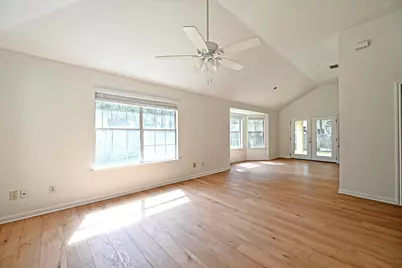 108 N Mockingbird Circle, Cedar Creek, TX 78612 - Photo 2